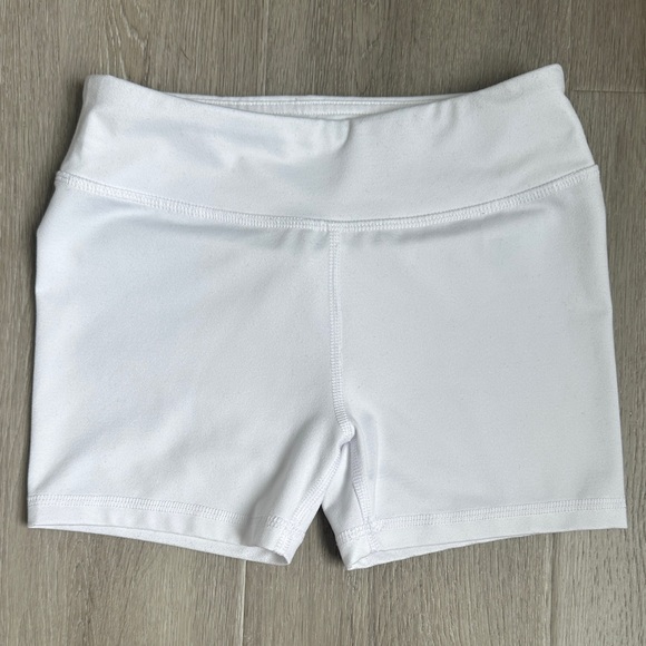 DSG White Biker Shorts size 10/12 girls - Picture 1 of 7